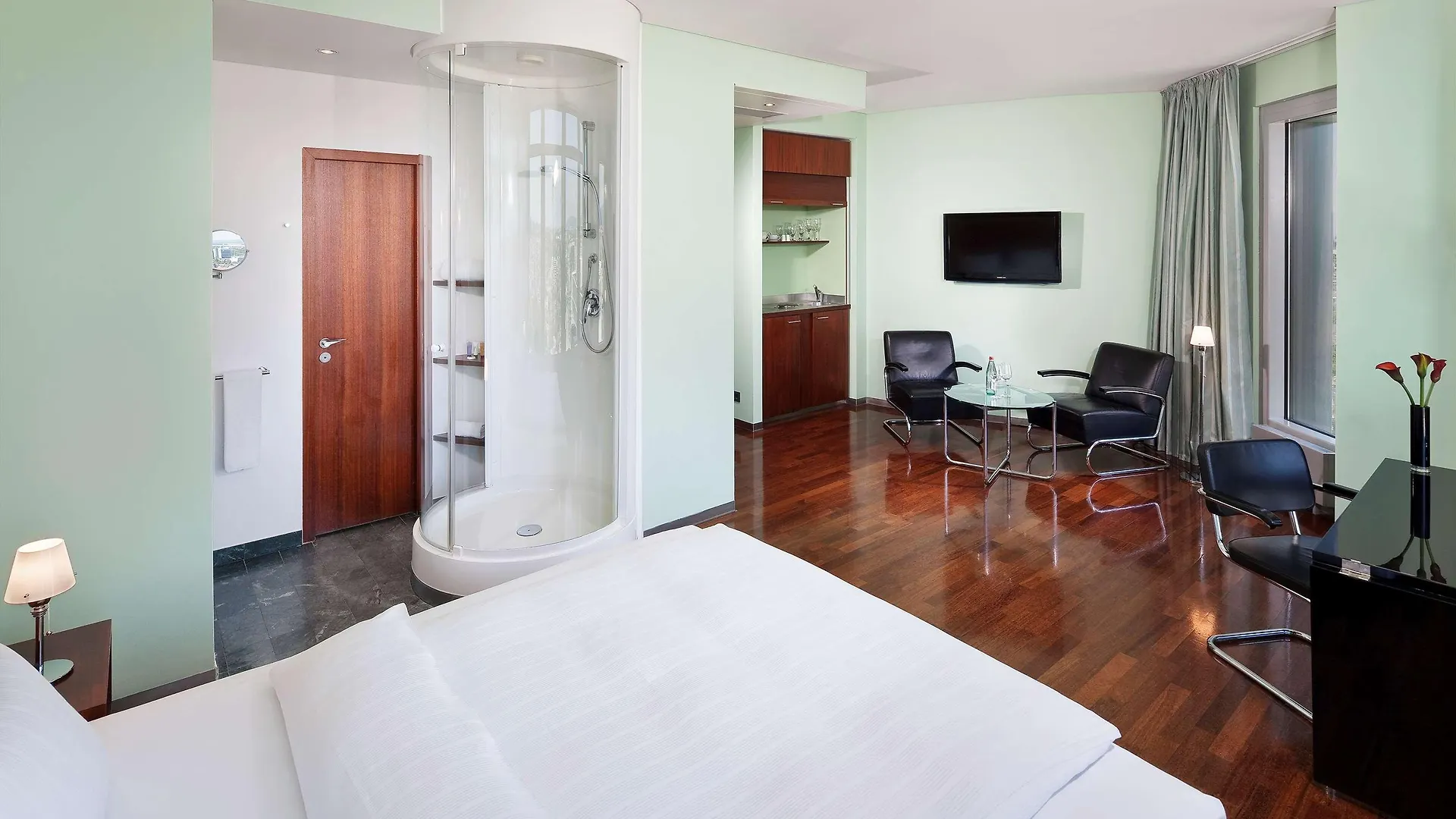 Innside By Melia Frankfurt Eurotheum Frankfurt am Main 4*,